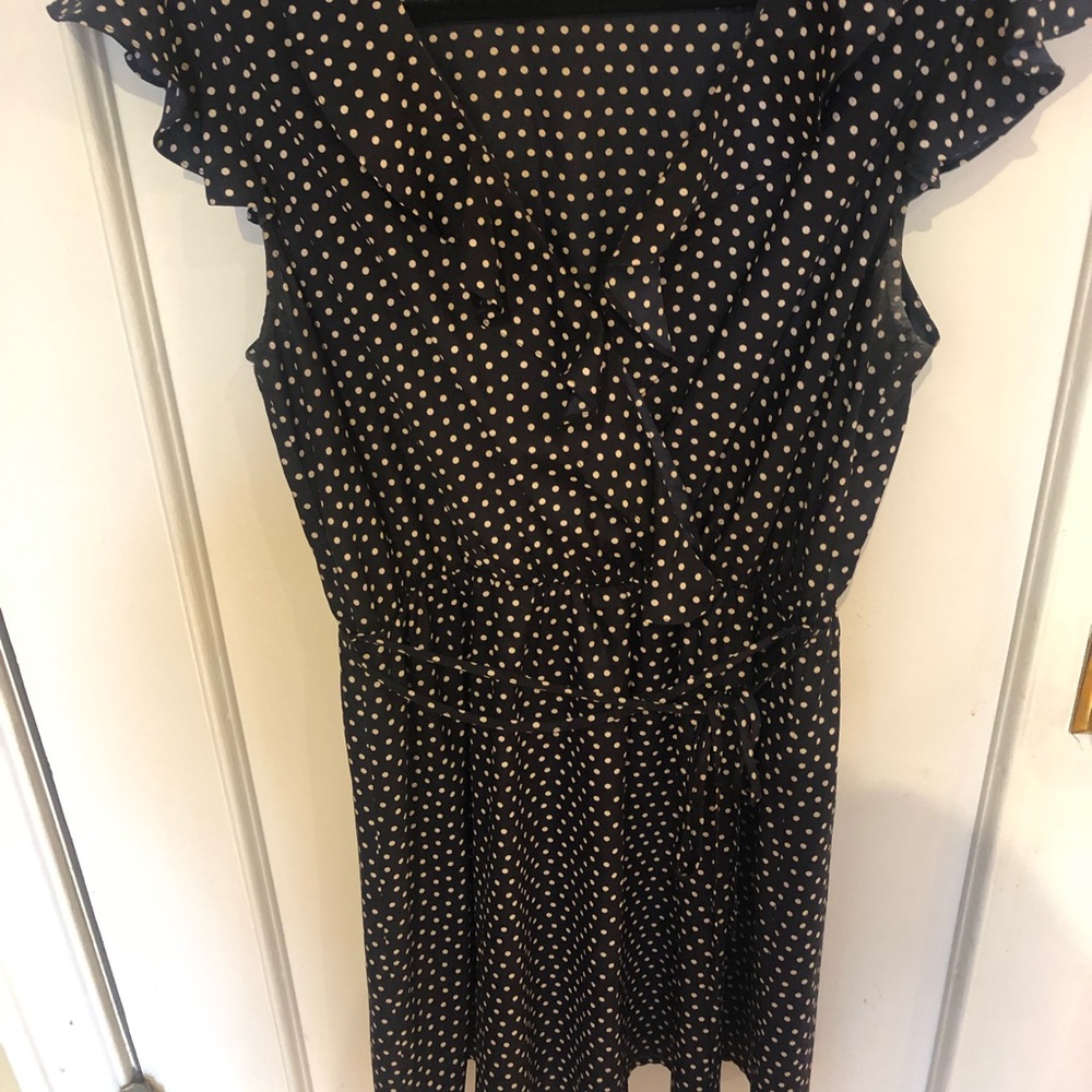 Polka dot perfection dress! 👗
